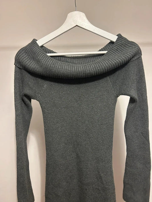Hollister Grey Off-Shoulder Knit Dress – Size S (Bodycon Ribbed)
