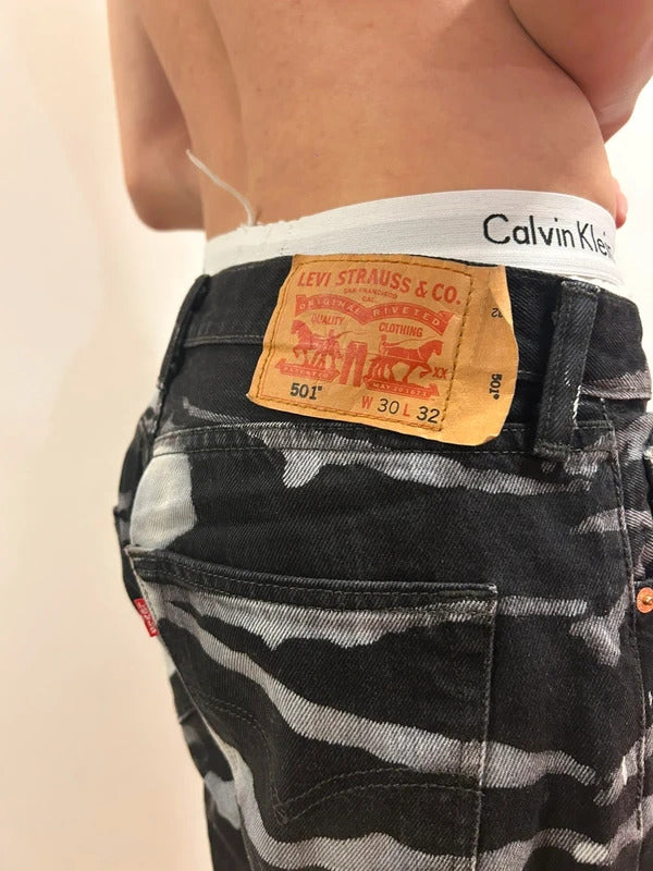levi’s 501 black bleach wash jeans w30 l32