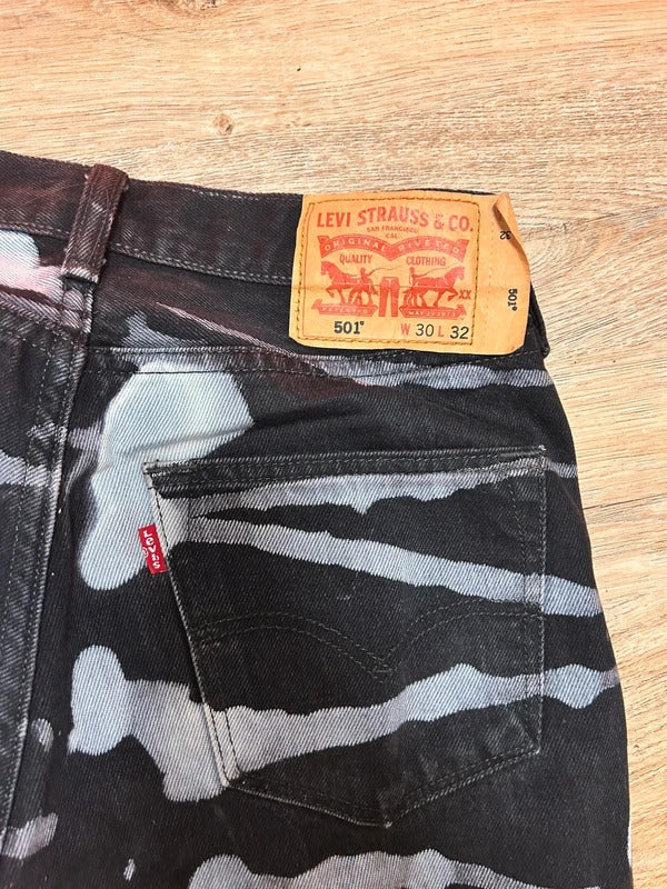 levi’s 501 black bleach wash jeans w30 l32