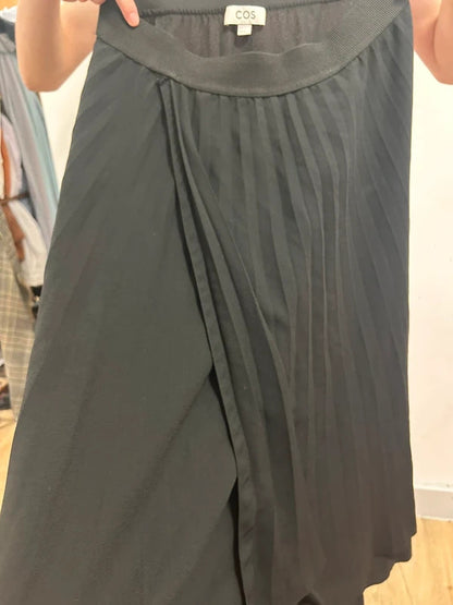 COS Black Pleated Midi Skirt EUR 44 | Minimalist Quiet Luxury Skirt