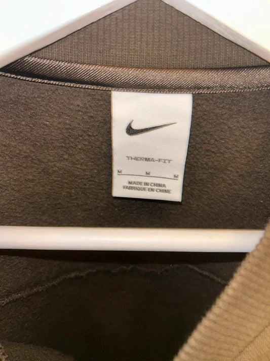 Nike Therma-FIT Brown Sweatshirt with Large Back Logo – Minimal Front M