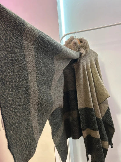 Japanese Vintage  Faux Fur Collar Cape Poncho  Brown Taupe Blanket Wrap