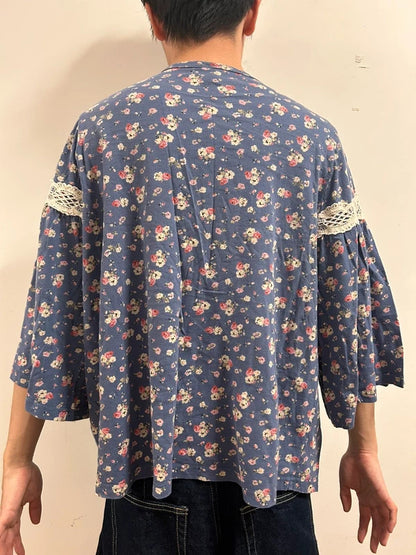 Elizabeth Born in England Blue Floral Lace Sleeve Smock Top Free Size