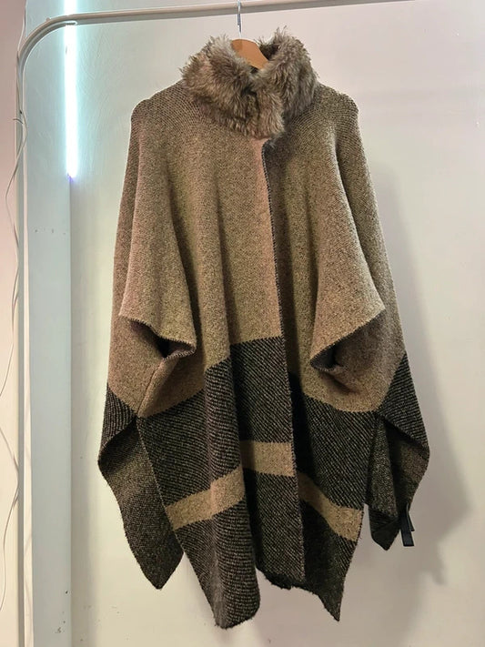 Japanese Vintage  Faux Fur Collar Cape Poncho  Brown Taupe Blanket Wrap