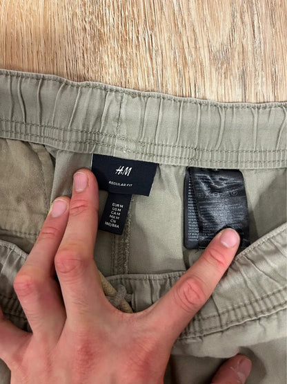 Vintage H&M Khaki Drawstring Utility Shorts | Men’s Regular Fit M
