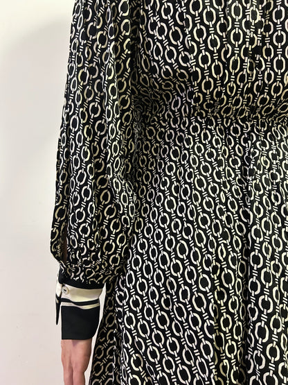 H&M Black & White Geometric Print Blouse XS Long Sleeve Relaxed Shirt