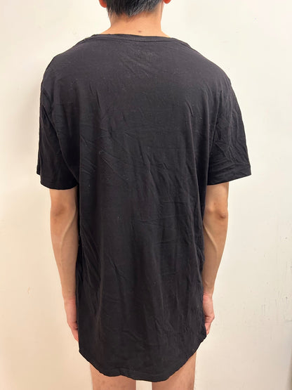 Bershka black graphic V-Neck T-Shirt | “shh,sh， Shhhh | Size L
