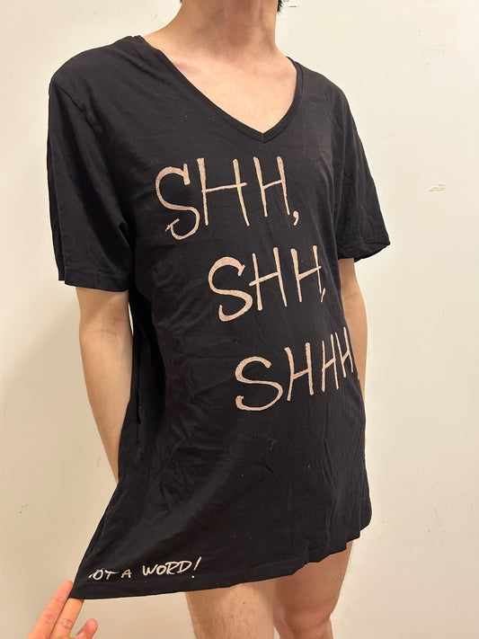 Bershka black graphic V-Neck T-Shirt | “shh,sh， Shhhh | Size L